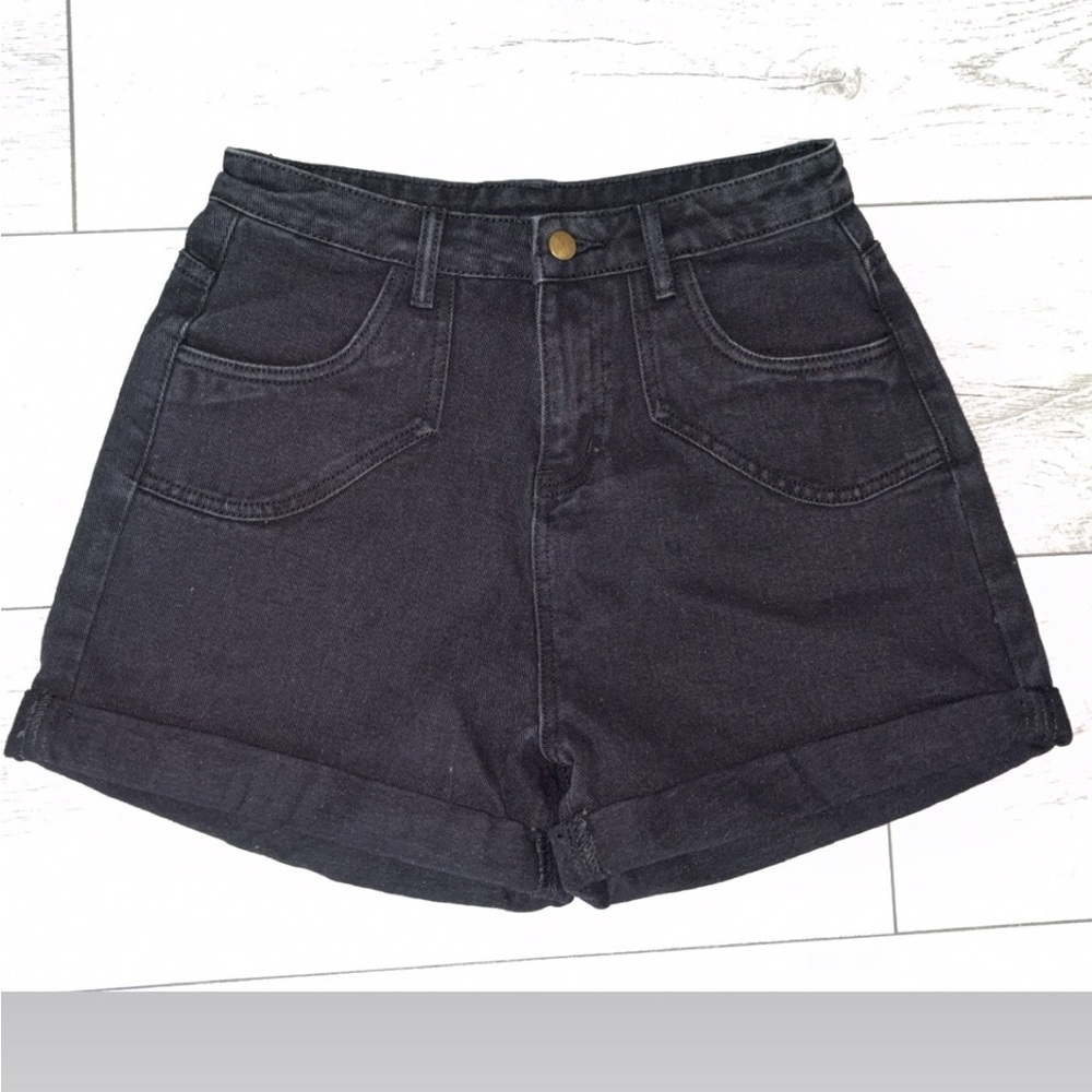 Princess Polly Size 4 High Rise Black Cuffed Denim Shorts EUC